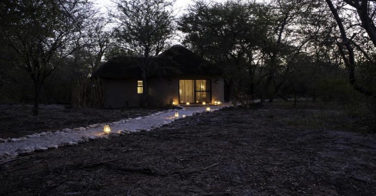 Aoba Safari Lodge