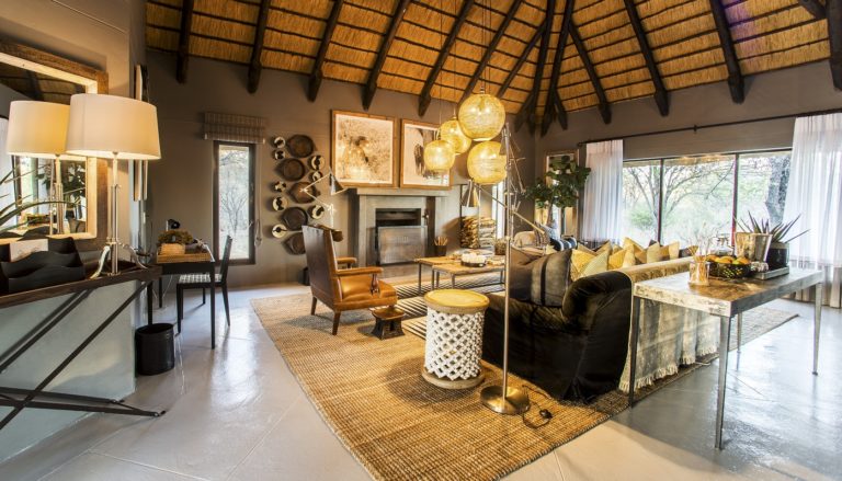 Lounge der Mushara Villa