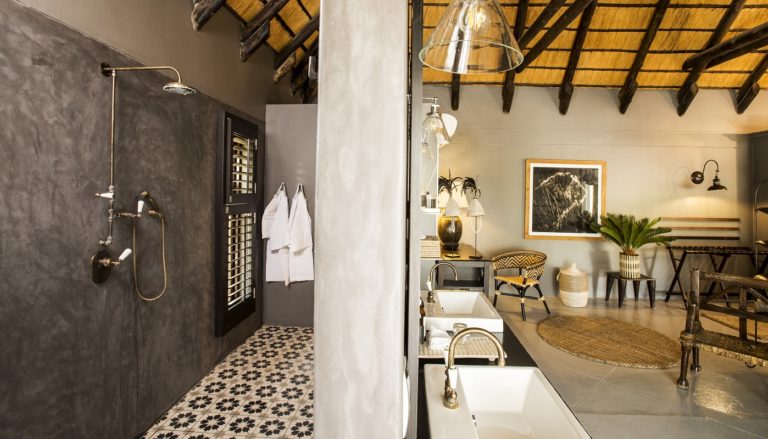 Dusche der Villa Mushara